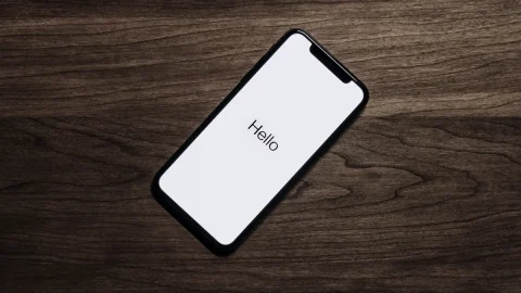 iPhone 手机使用场景图