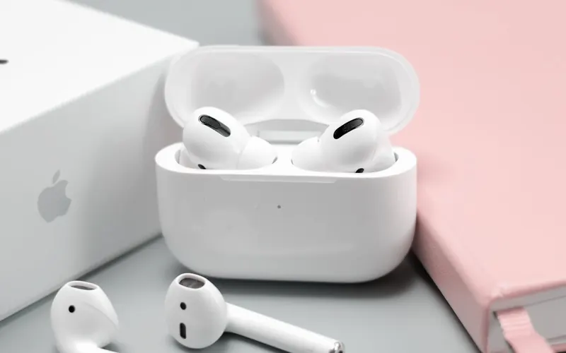 MacBook 笔记本电脑使用场景图