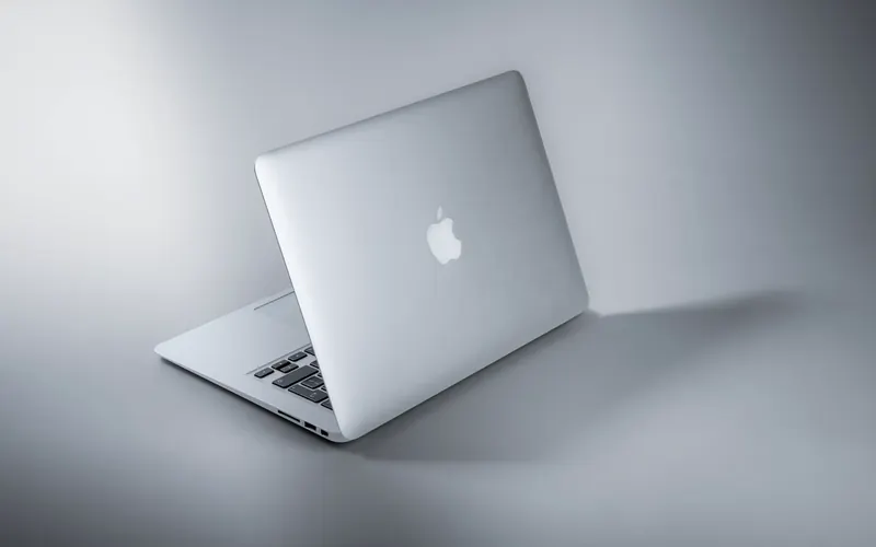MacBook 笔记本电脑使用场景图